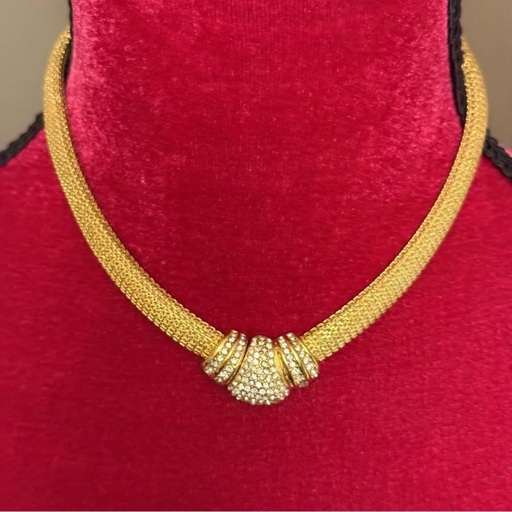 Vintage Christian Dior Danseuse Etoile Choker Gold Necklace - Picture 10 of 13